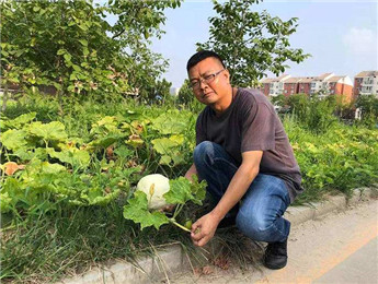 李宏偉《引路人》：人類(lèi)在災(zāi)難面前的選擇