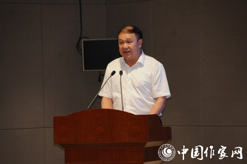 中共酒泉市委常委、副市長龐柒
