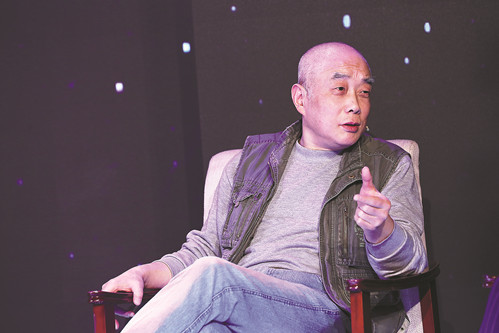 江曉原：上海交通大學(xué)講席教授，科學(xué)史與科學(xué)文化研究院首任院長