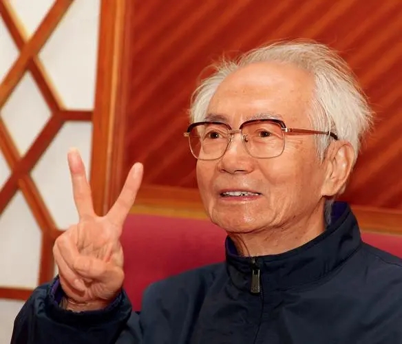 C:\Users\zjw-x270-czy\Desktop\20個(gè)中國(guó)老人-給曉晨姐\沈鵬.jpg