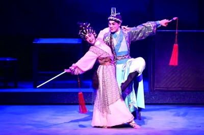 新編粵劇《竹林愛傳奇》在香港藝術(shù)節(jié)上演。資料圖片